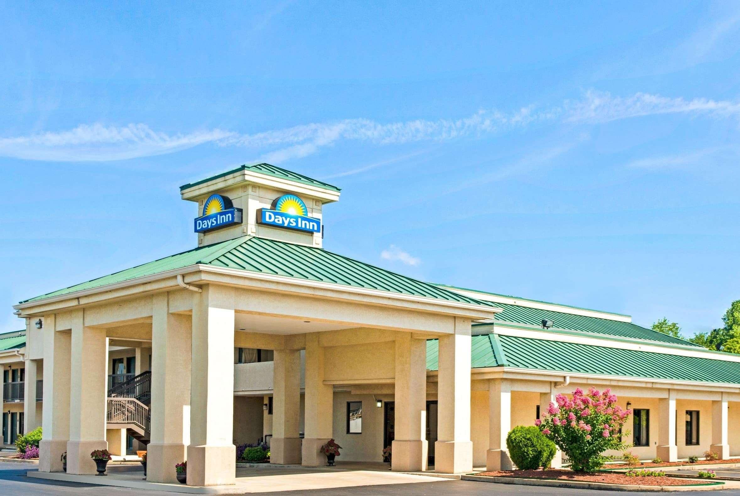 Days Inn By Wyndham Covington Екстер'єр фото
